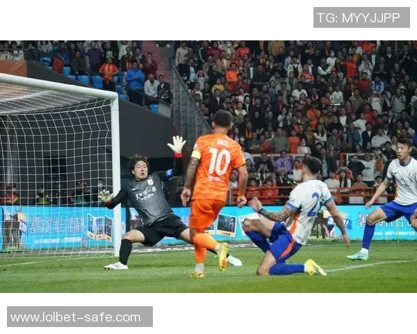 中超赛场惊现冷门巴黎圣日耳曼3-0莱比锡补时进球引发全场狂欢